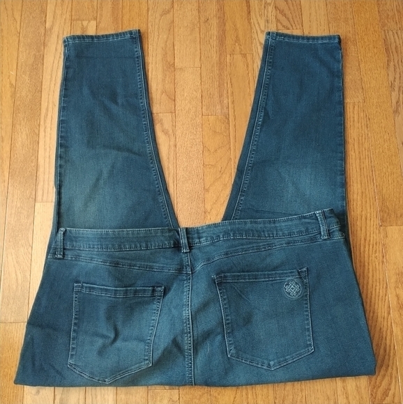 Laurie Felt Silky Ankle Skinny Leggings Jeans 3X - Picture 2 of 11